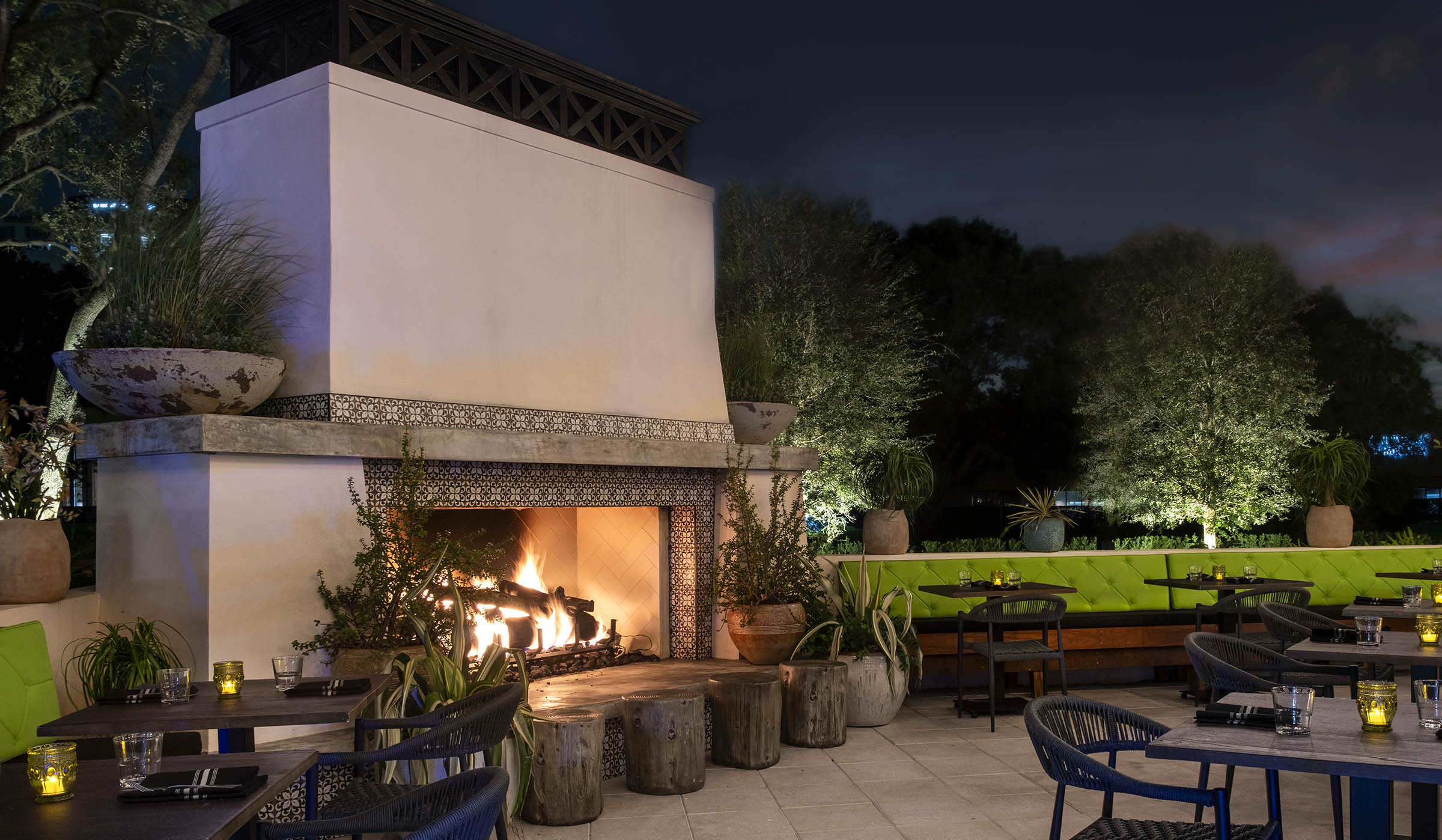 El Camino Boca Outdoor Fireplace